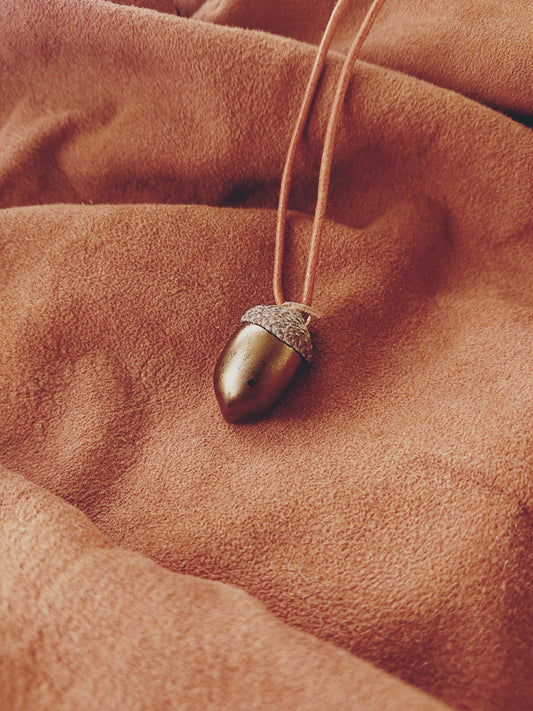 Acorn Necklace LUVATA